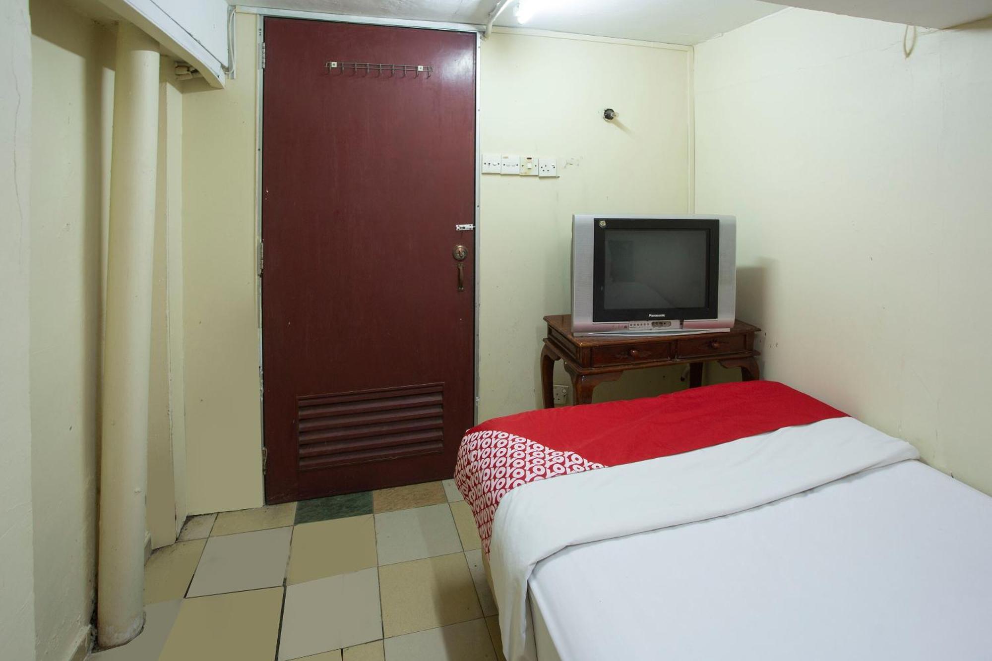 Spot On 90137 Casavilla Hotel Pudu Куала-Лумпур Экстерьер фото