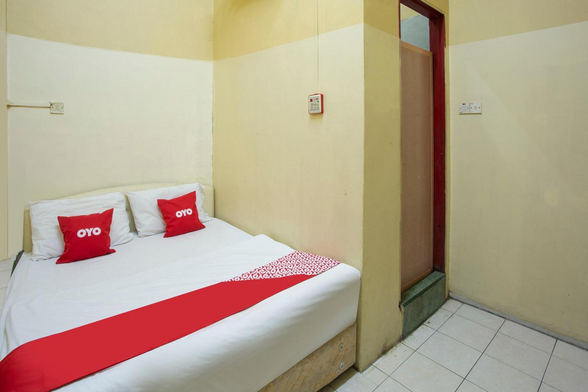 Spot On 90137 Casavilla Hotel Pudu Куала-Лумпур Экстерьер фото