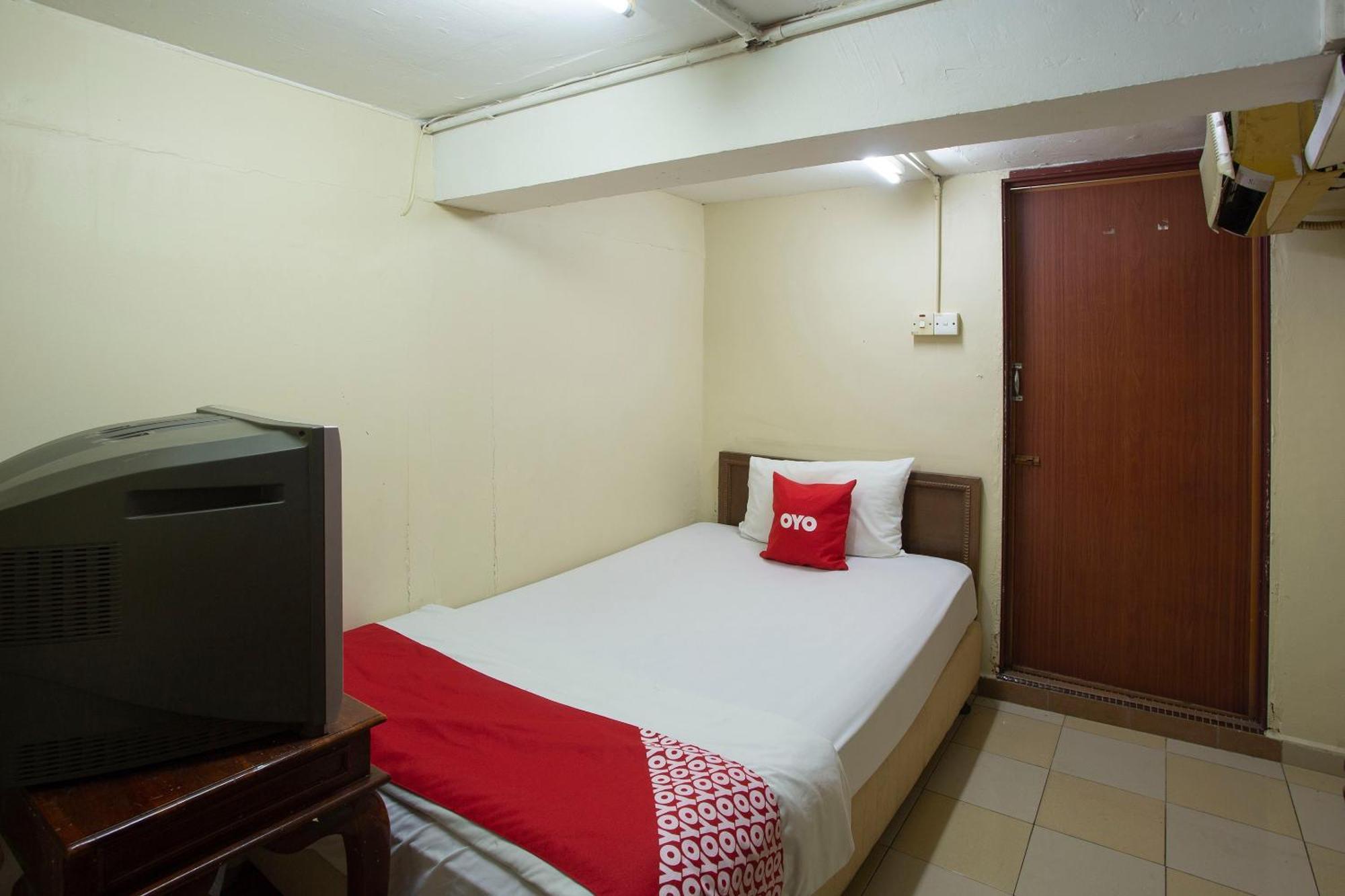 Spot On 90137 Casavilla Hotel Pudu Куала-Лумпур Экстерьер фото