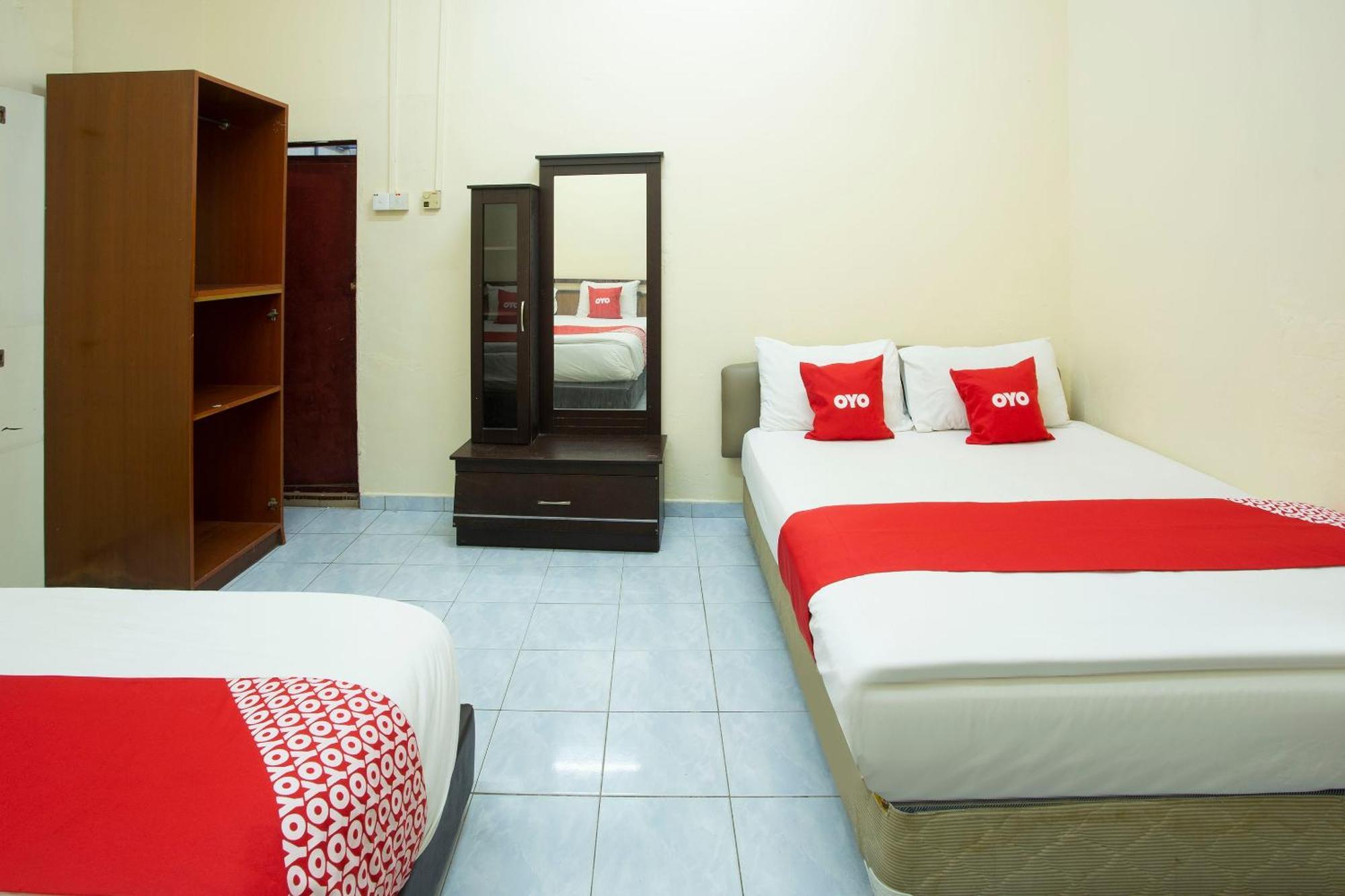 Spot On 90137 Casavilla Hotel Pudu Куала-Лумпур Экстерьер фото
