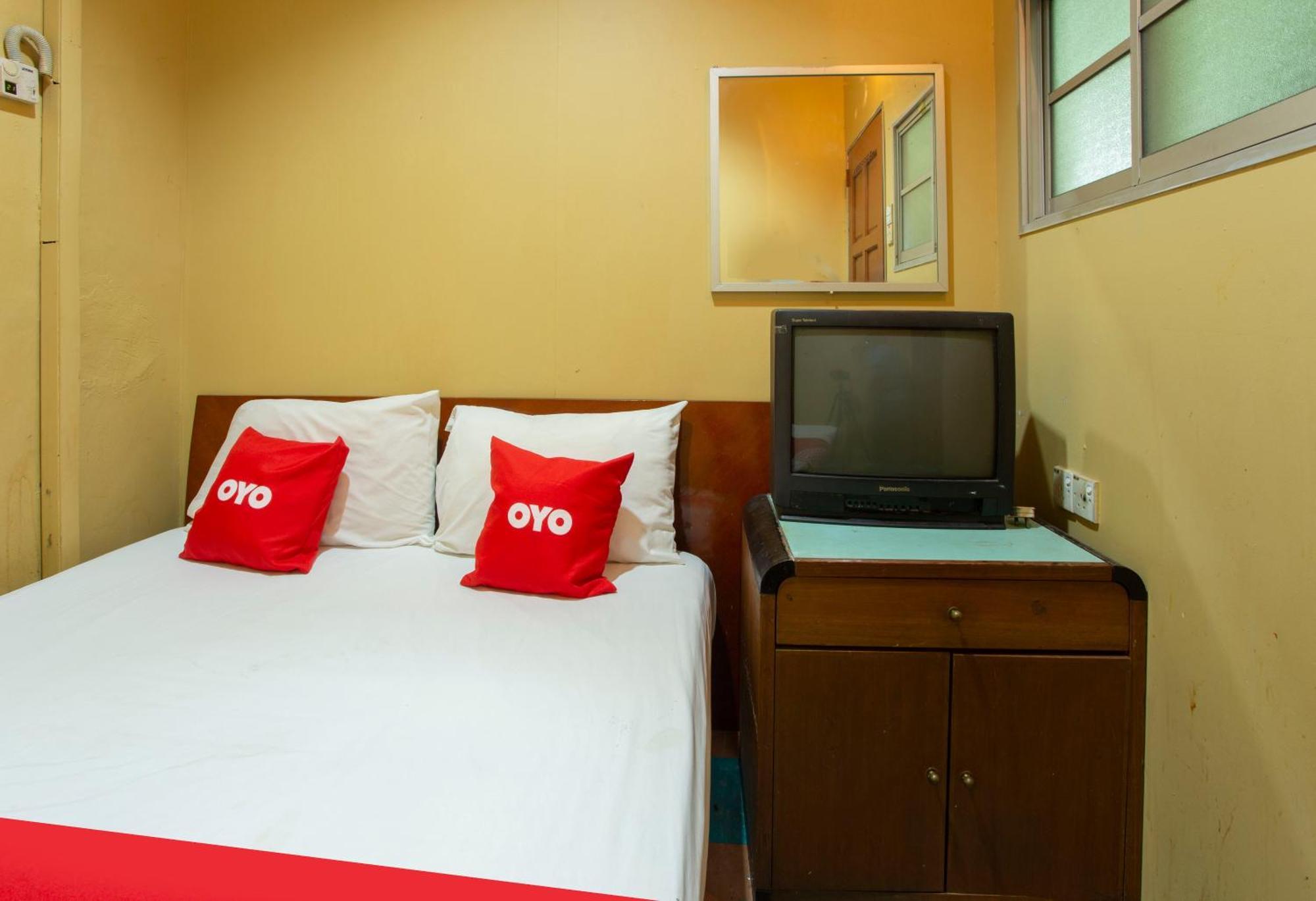 Spot On 90137 Casavilla Hotel Pudu Куала-Лумпур Экстерьер фото